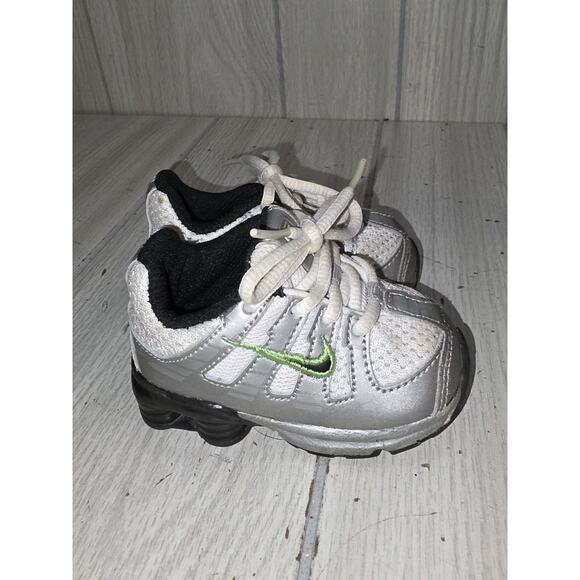 Nike Other - Nike Shox Baby Sneakers Green Low Top Lace Up Silver Toddlers Shoes 3C